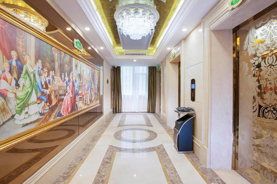 Vienna International Hotel Puning International Commodity City Exterior photo